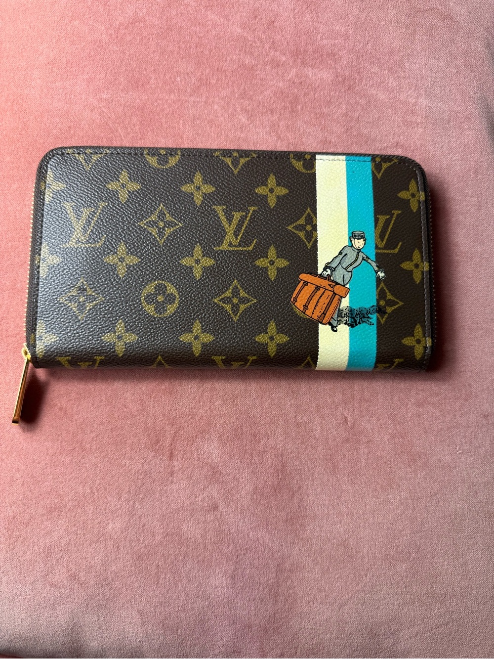 Limited Edition Louis Vuitton Monogram Groom  Blue/White Zippy Organizer Wallet